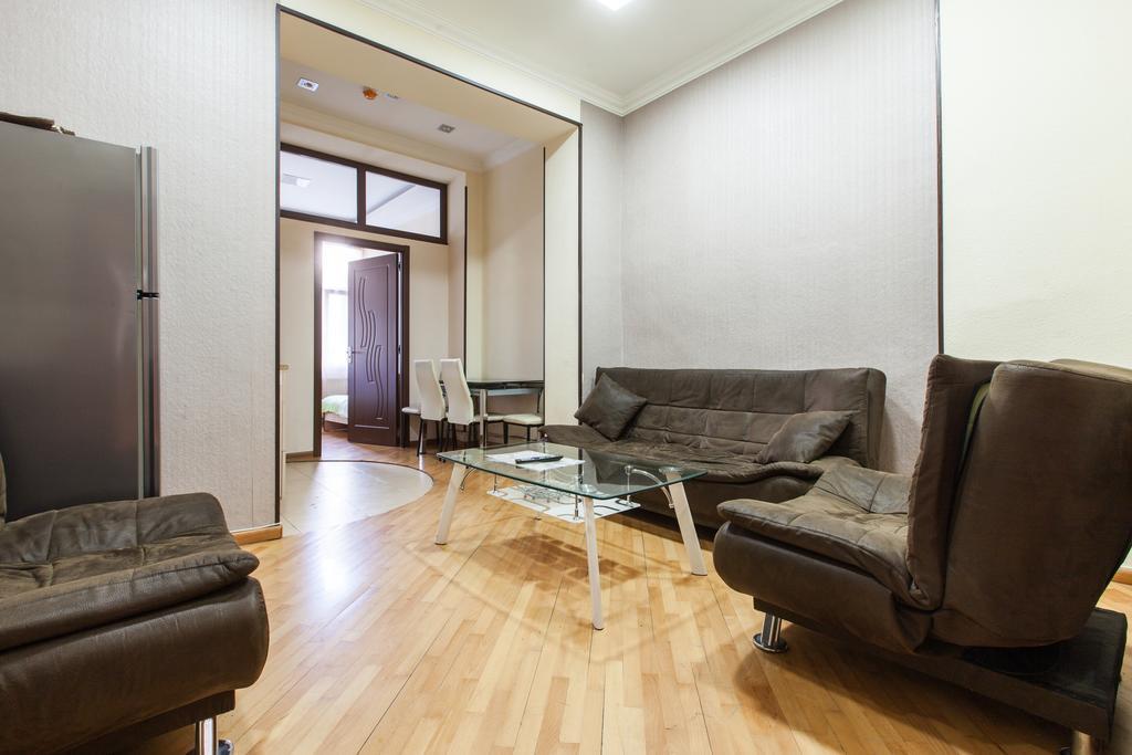 Sweet Home Apartment Tbilisi Quarto foto