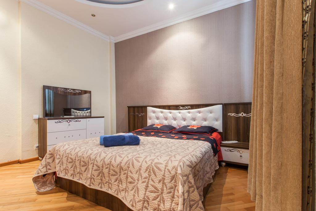 Sweet Home Apartment Tbilisi Quarto foto